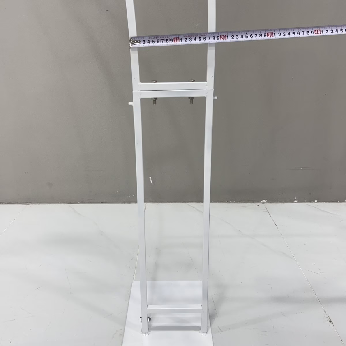 broken arch frame